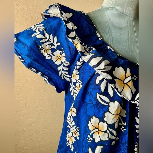 Hawaiian Mumu Maxi Dress - Picture 2 of 7